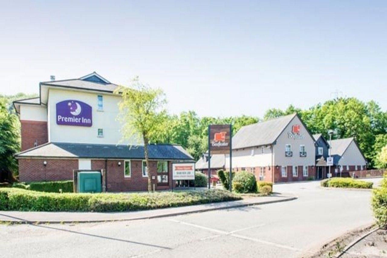 Premier Inn Newport Wales Esterno foto